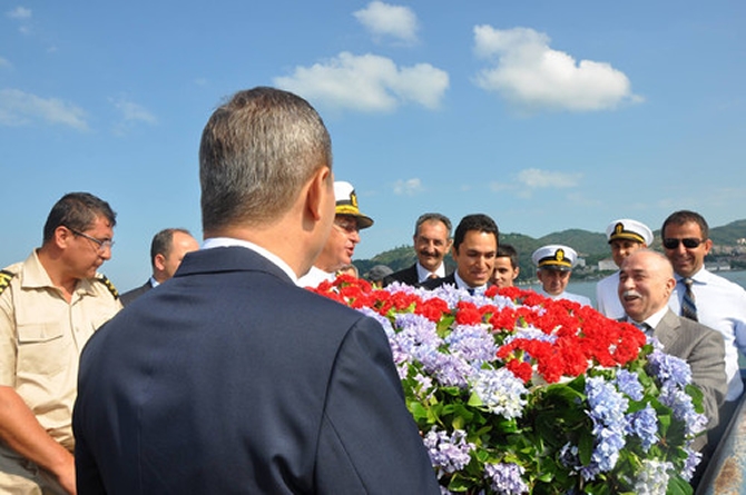 Denizcilik ve Kabotaj Bayramı’nda 90. Yıl coşkusu galerisi resim 13