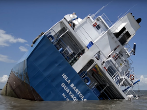 M/V Isla Bartolome, Ekvador açıklarında battı