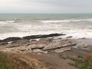 Batı Karadeniz’deki poyraz fırtınası turistleri kaçırdı