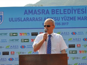 Amasra'da 'Uluslararası Açık Su Yüzme Maratonu' düzenlendi