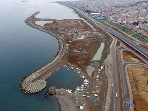 Trabzon Limanı'nın mendireğinden uzun