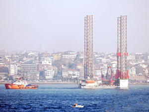 Dev petrol arama platformu boğazdan geçemedi