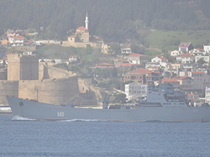 'Orsk' isimli gemi Çanakkale Boğazı'ndan geçti