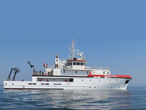 R/V TUBITAK MARMARA, deniz kirliliğini araştırıyor