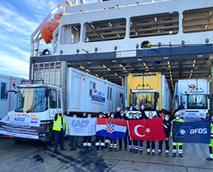 DFDS Akdeniz İş Birimi, depremzedelere 100 adet yaşam evi konteynerı gönderdi