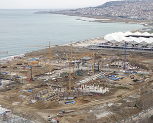 Trabzon’da deniz dolgusundaki çökme, uydudan tespit edildi