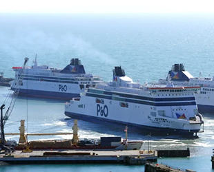 İngiltere’de P&O Ferries, 800 kişiyi işten çıkardı