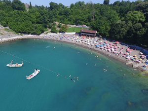 Akçakoca'da 2 plajda Mavi Bayrak dalgalanacak