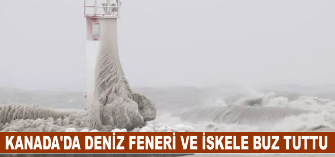 Kanada'da deniz feneri ve iskele buz tuttu