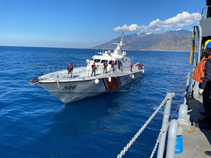 TCG Sarucabey, yardım malzemelerini Hatay’a ulaştırdı