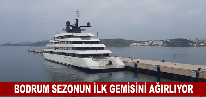 Bodrum'a sezonun ilk gemisi geldi