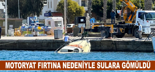 Bodrum'da Motoryat fırtına nedeniyle battı