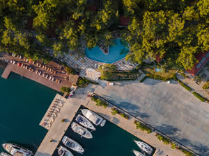 Martı Hemithea Hotel, yeni sezonda da lüks ve tatili buluşturuyor