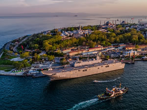 İstanbul'da TCG Anadolu'yu 140 binden fazla kişi ziyaret etti