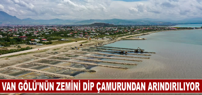 Van Gölü'nün zemini balçık ve dip çamurundan arındırılıyor