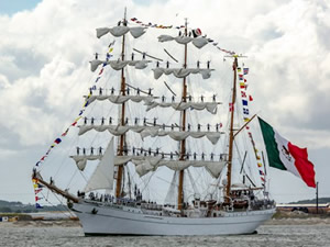 Meksika Deniz Kuvvetlerine ait “CUAHTEMOC" gemisinden İstanbul Liman Ziyareti