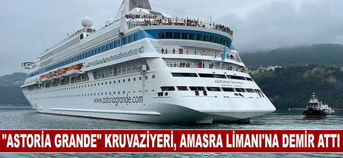 "Astoria Grande" kruvaziyeri 855 yolcusuyla Amasra Limanı'na demir attı