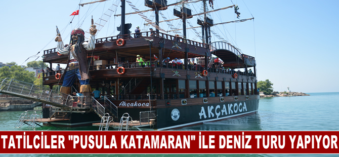 Düzce'de tatilciler "Pusula Katamaran" ile deniz turu yapıyor