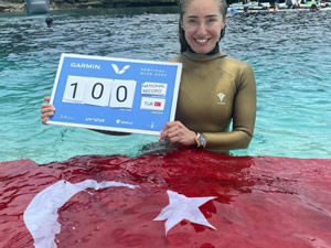 Milli sporcu Şahika Ercümen, 100 metrede Türkiye rekoru kırdı