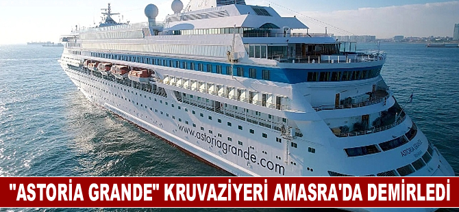 "Astoria Grande" kruvaziyeri Amasra'da demirledi