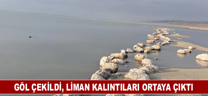 Göl çekildi, liman kalıntıları ortaya çıktı