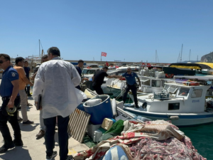 Antalya'da bir kişi teknede ölü bulundu