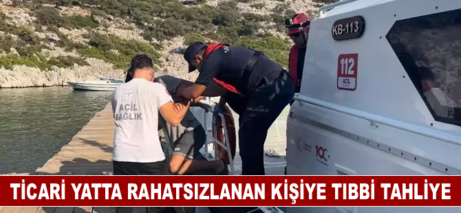 Marmaris açıklarında yatta rahatsızlanan kişiye tıbbi tahliye