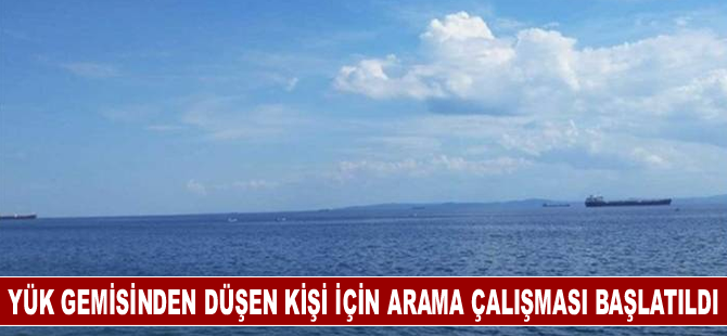 Tekirdağ'da yük gemisinden düşen kişinin bulunması için çalışma başlatıldı