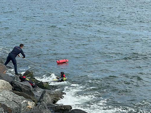 Zeytinburnu'nda iskeleden denize atlayan çocuğun cesedine ulaşıldı