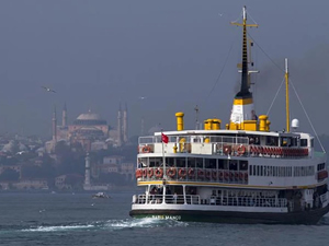 İstanbul Boğazı'nda vapur seferleri normale döndü