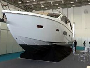 Boat Show'da sergilenen yatlar lükste sınır tanımıyor