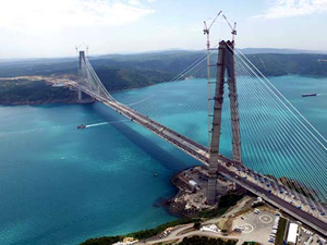 Yavuz Sultan Selim Köprüsü'nün asfaltlama işlemi tamam