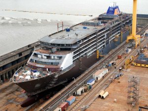 İtalyan Fincantieri'nin Nazaire Tersanesi için sunduğu teklif onaylandı