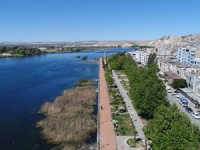 Gaziantep'ten gelen turistleri Birecik karşılıyor