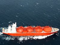 Total, Çin’e 10 yıl boyunca LNG gönderecek