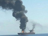 Front Altair ve Kokuka Courageous isimli petrol tankerlerinde patlama meydana geldi