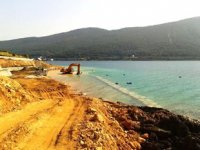 Bodrum’da karadaki kaçak yapılar deniz dibine kadar indi