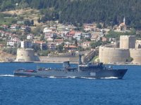 Rus savaş gemisi ‘Admiral Zakharin’ Çanakkale Boğazı’ndan geçti