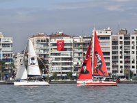 İzmir Körfezi'ndeki tekneler, Cumhuriyet selamı verdi