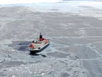 Polarstern gemisi, Antarktika'da oluşan çatlakta tarihi bir araştırma yaptı