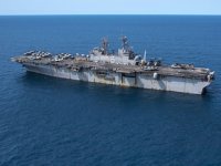 USS Bonhomme Richard isimli havuzlu çıkarma  gemisi söküme gidiyor