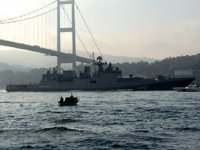 Rus savaş gemileri, İstanbul Boğazı’ndan geçti