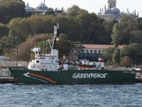 Greenpeace gemisi Arctic Sunrise, müsilaj için İstanbul’a geldi