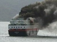 Yunanistan'da Euroferry Olympia isimli RO-RO gemisinde yangın çıktı