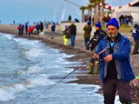 Aliağa’da At Çek Balık Avı Festivali düzenlendi