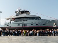 Bering Yachts, LEVENNA’yı denize indirdi