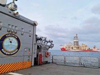 TCG Fatih, Kanuni sondaj gemisine refakat etti