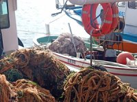 Karaburun’da yasadışı av denizi talan etti