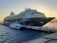 Mein Schiff Herz gemisi, bin 270 yolcusu ile Bodrum’a geldi