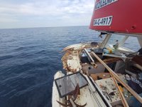 Avlanan balıkçının teknesine Yunan unsurlarınca hasar verildi